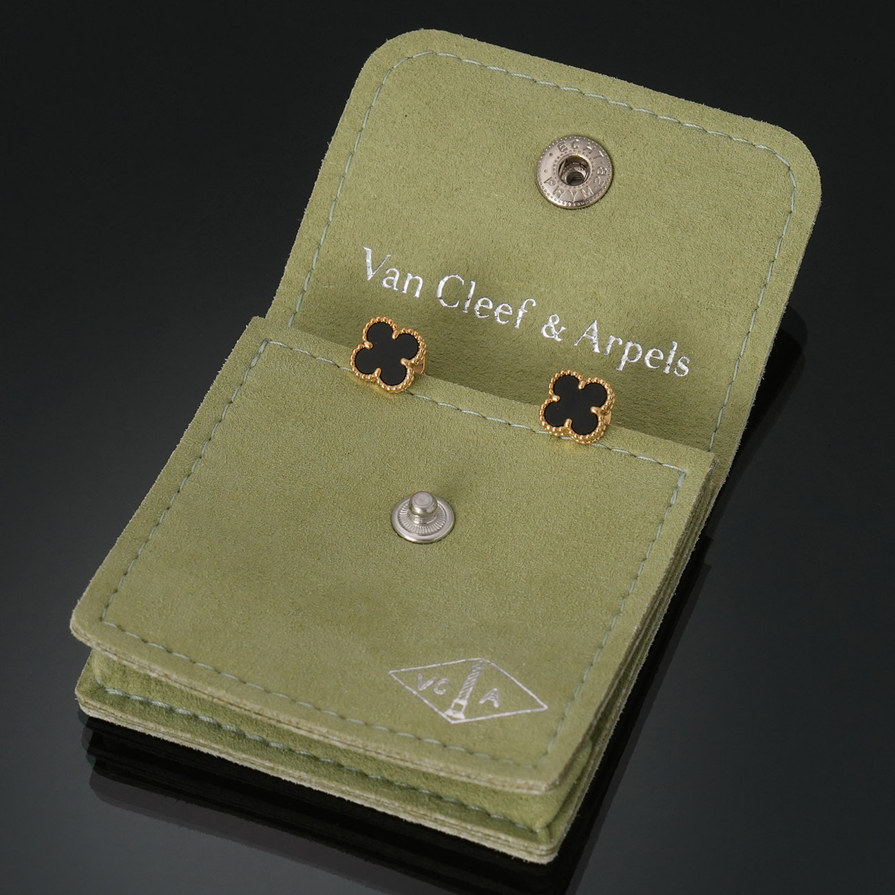 VAN CLEEF & ARPELS(USED)반클리프 스윗 알함브라 이어링 오닉스